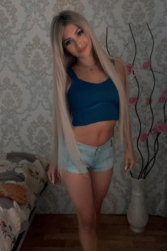 Юля, 25 лет